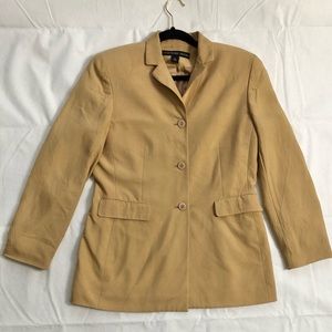 Josephine Chaus tan silk/wool blend blazer, size 6